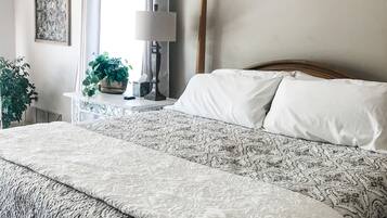 1 soverom, strykejern/-brett, wi-fi og sengetøy