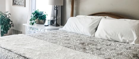 1 chambre, fer et planche à repasser, Wi-Fi, draps fournis