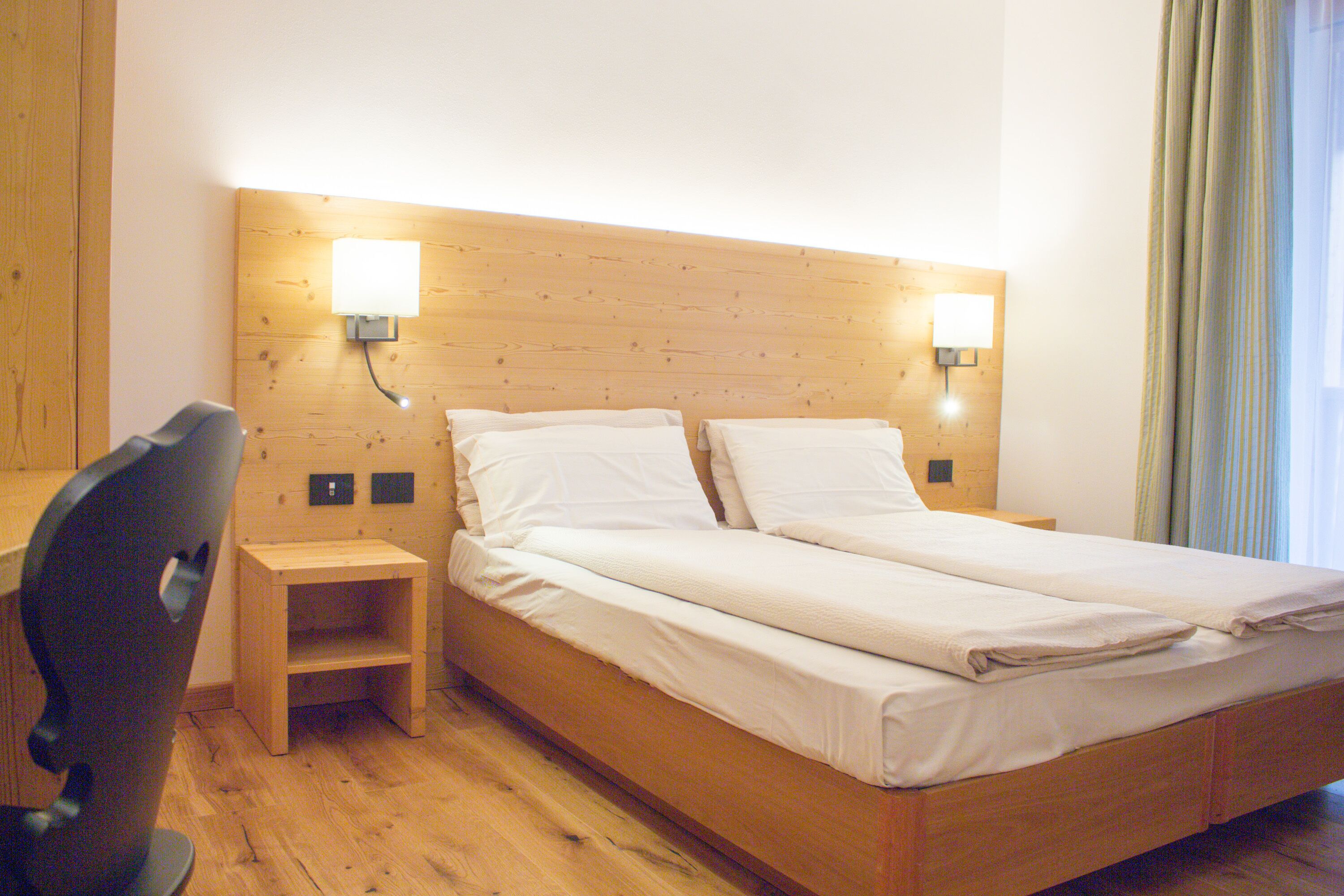 classic double or twin room | in-room safe, soundproofing, free wifi, bed sheets