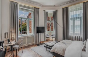 In-room safe, individually decorated, individually furnished, desk - Mottl House by Adrez (Prague)