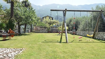 Außen-Kinderspielplatz