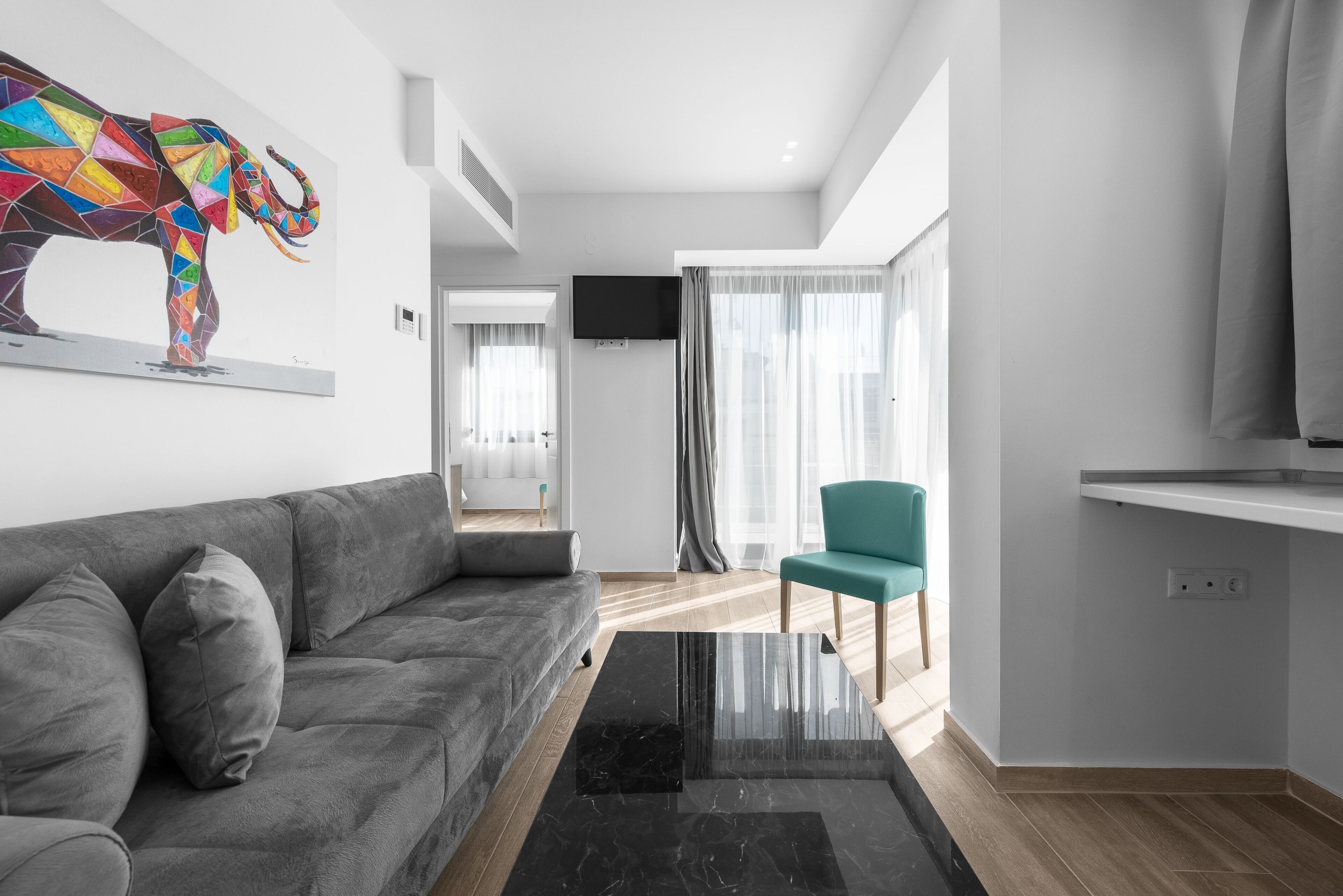 Panoramic Penthouse, 1 Bedroom, Balcony, City View | Living area