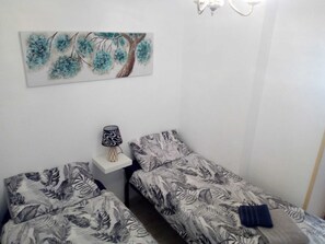 2 bedrooms, WiFi - Ana apartment walking distance to the beach and all services (Torre La Mata)