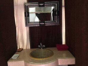 Tente | Salle de bain