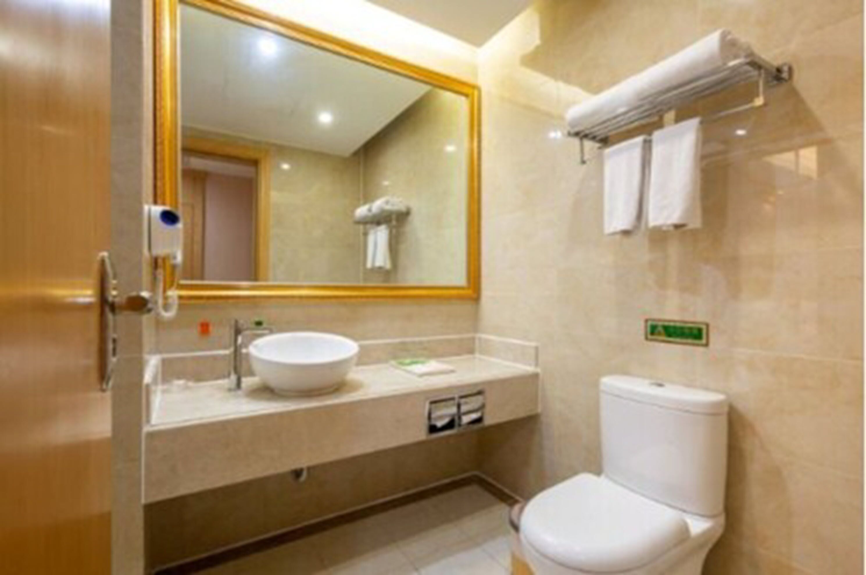 superior double room | bathroom | shower, rainfall showerhead, free toiletries, hair dryer