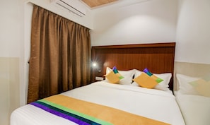 Basic Room | Iron/ironing board, free WiFi, bed sheets