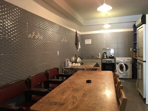 Shared kitchen - Lost inn kazbegi Hostel (Kazbegi)