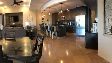 Flat-screen TV, fireplace, DVD player, video library