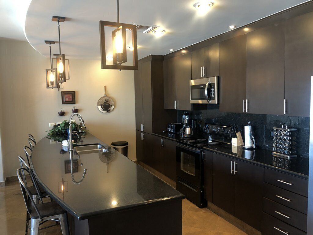 FOR SUMMER TIME FUN….. *BOOK NOW* “Point of Paradise” ! (Ocean Beach Getaway)