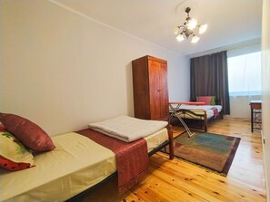 2 bedrooms, desk, free WiFi
