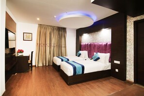 Deluxe Room | Rollaway beds, free WiFi, bed sheets