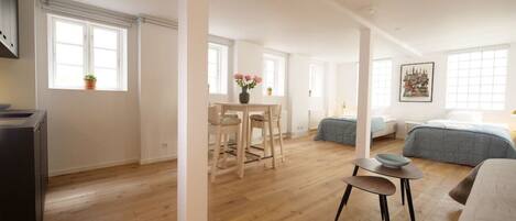 1 chambre, fer et planche à repasser, Wi-Fi, draps fournis