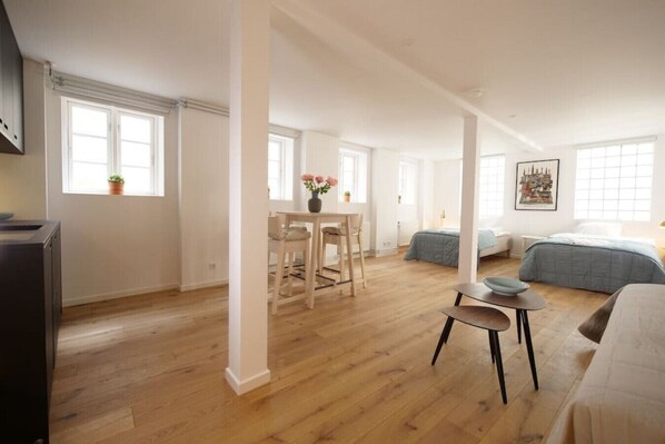 1 bedroom, iron/ironing board, WiFi, bed sheets