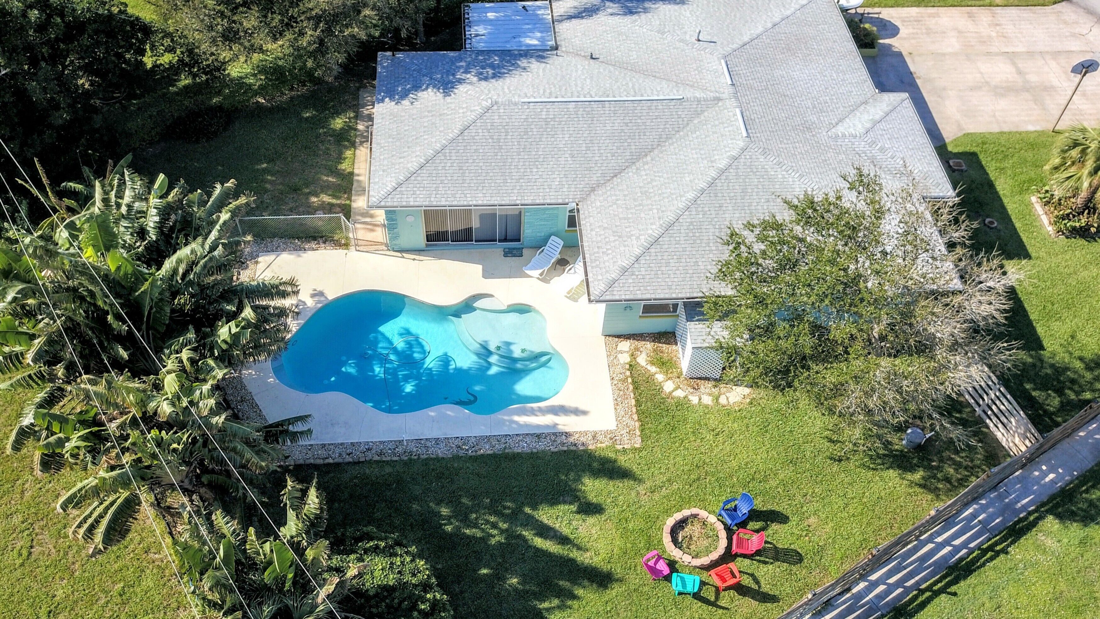 Coastal Retreat _ Cocoa Beach Pool Home 3 min walk to beach