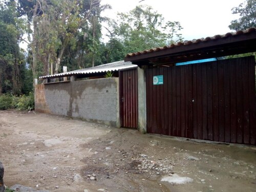 House season weekends and holidays