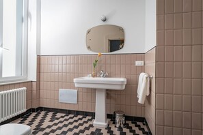 Familienzimmer | Badezimmer