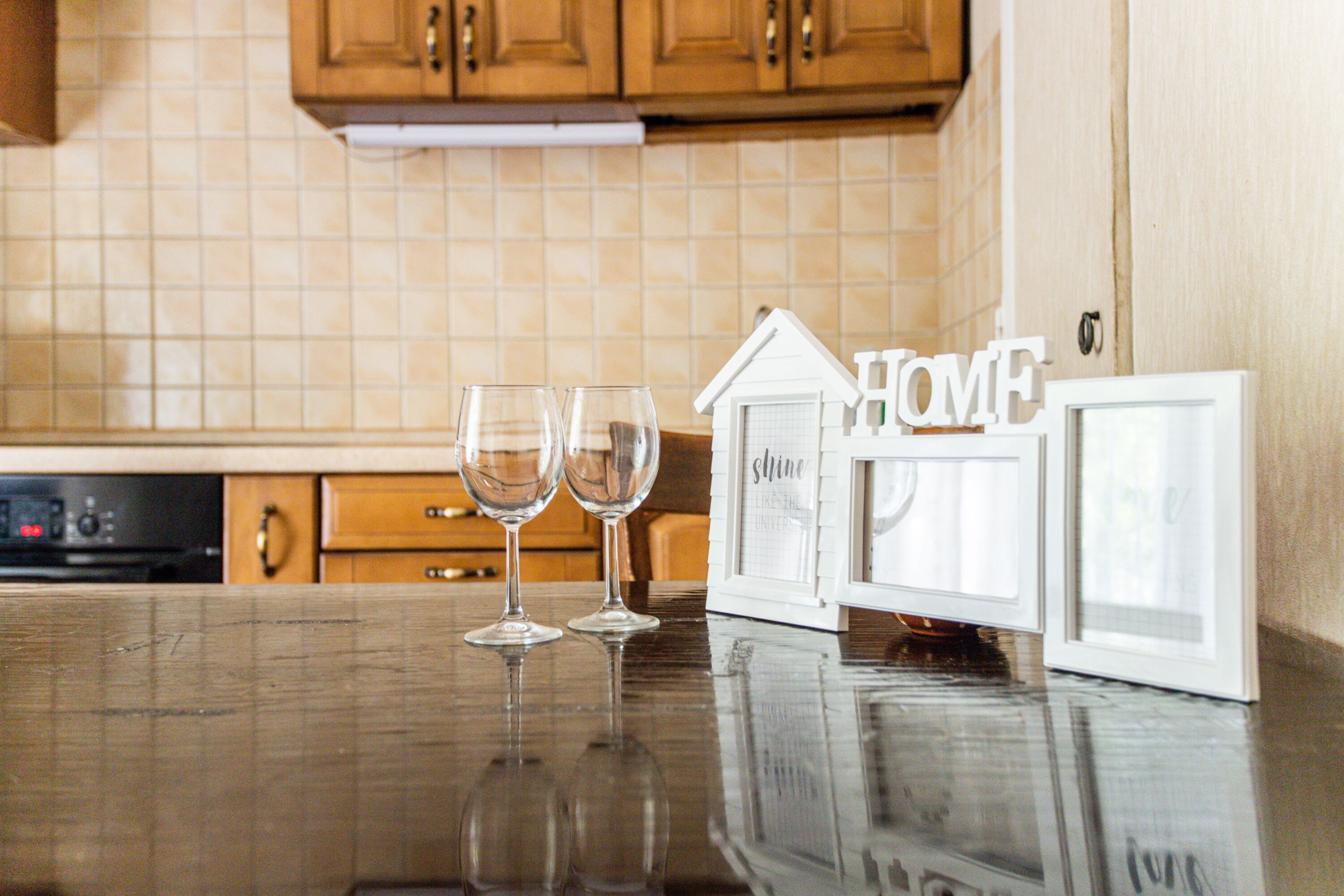 Apartment | Eigene Küche | Großer Kühlschrank, Mikrowelle, Ofen, Herdplatte