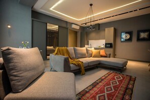 Flat-screen TV - Gumbati Apart Hotel (Batumi)