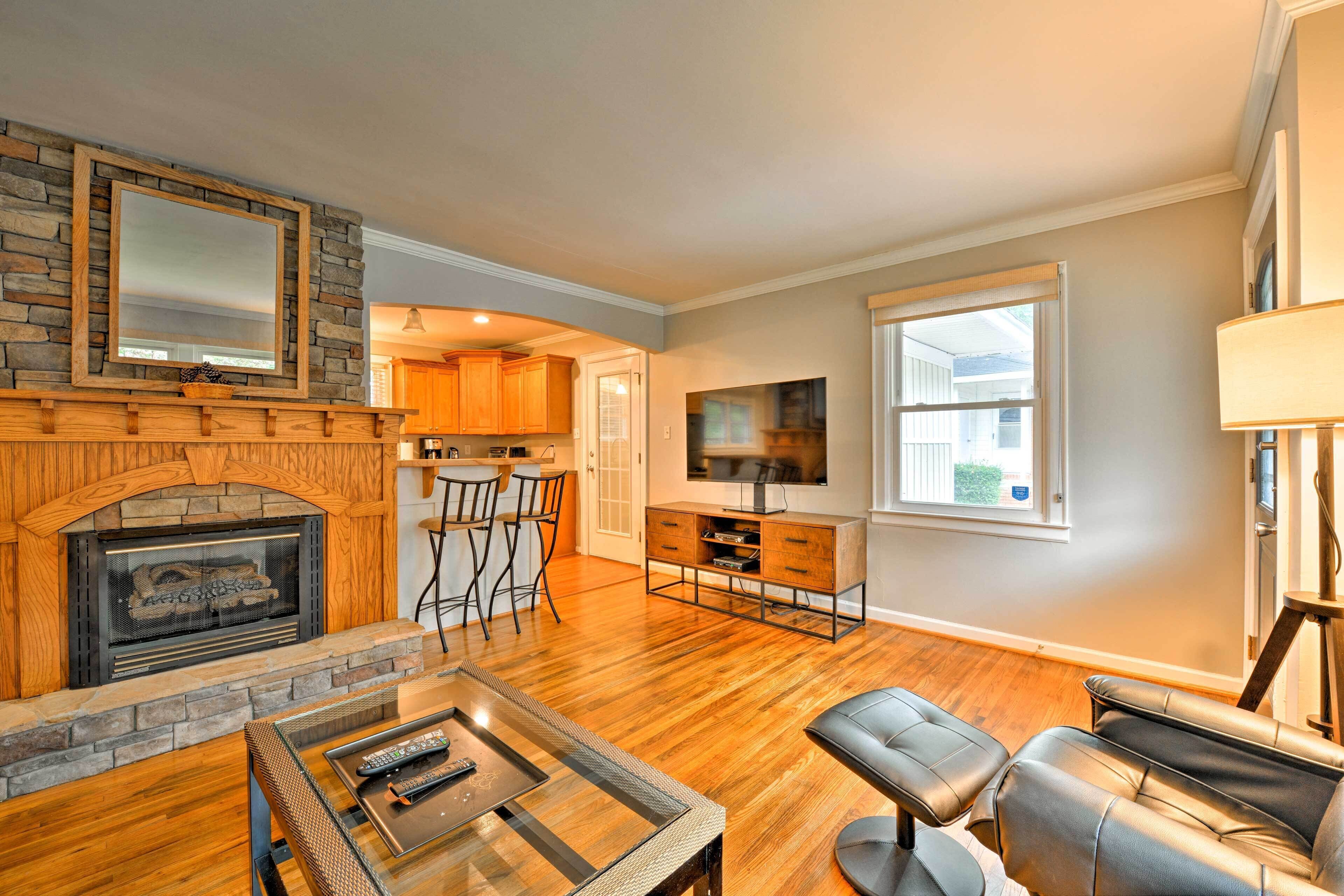 Charlotte Area Home w/ Patio - 6 Miles to Downtown