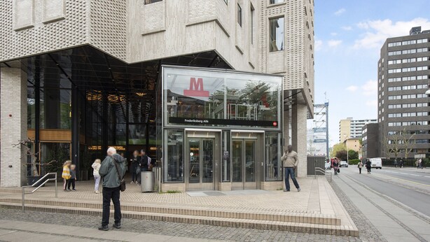 Luokittelematon kuva, 1 kautta 20, painike