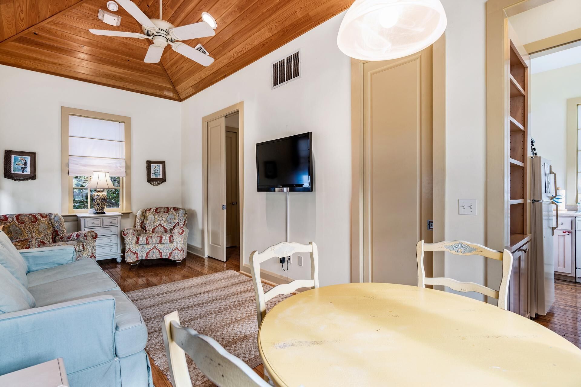 Cozy Carriage Home in the Heart of Rosemary with Community Pools and Parking!