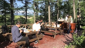 BBQ/picnic area