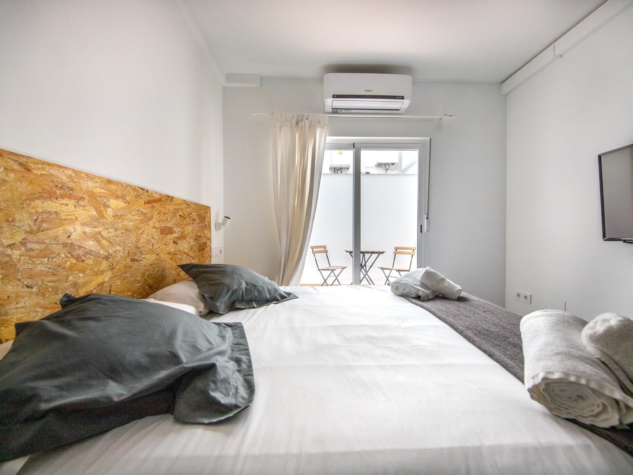HOMEABOUT LA MERCED STUDIO 2