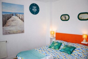 4 chambres, bureau, fer et planche à repasser, Wi-Fi gratuit