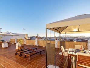 Outdoor dining - HOMEABOUT LA MERCED STUDIO 8 (Malaga)