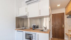 Private kitchen - HOMEABOUT LA MERCED STUDIO 8 (Malaga)