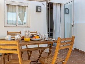 Outdoor dining - HOMEABOUT LA MERCED DUPLEX 15 (2BR 1BT) (Malaga)