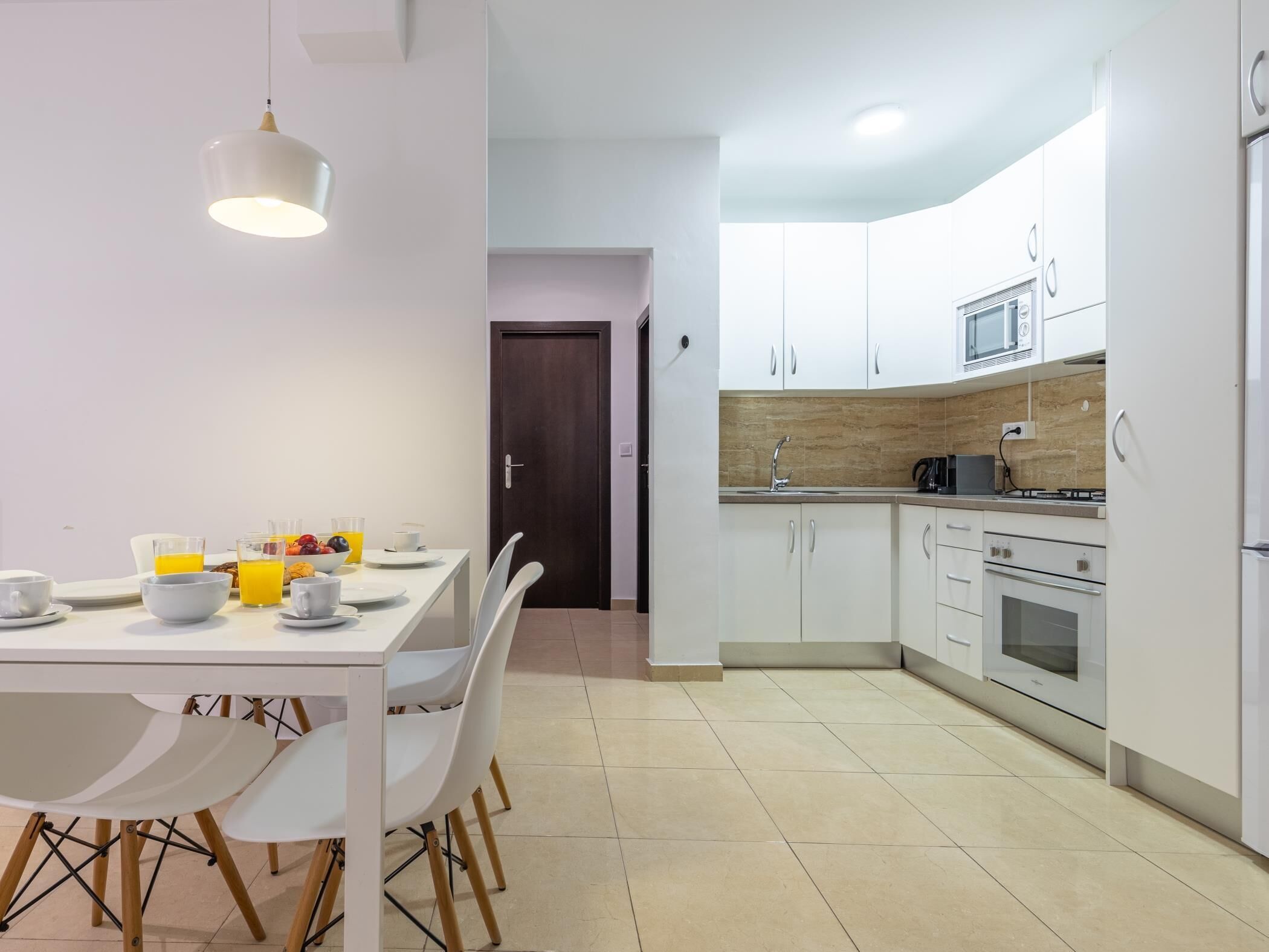 HOMEABOUT LA MERCED APARTMENT 3 (2BR 2 BT)