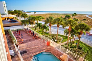 Terrace/patio - Beachfront Views from Private Balcony. Great Location. Heated Pool and Hot Tub. (Treasure Island)