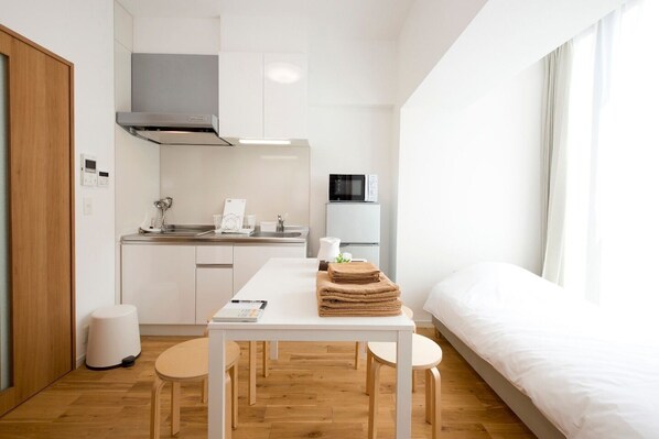 1 bedroom, desk, iron/ironing board, free WiFi