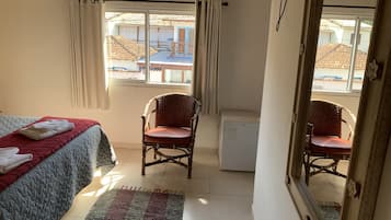 Quarto casal ou duplo superior | Frigobar, Wi-Fi de cortesia, roupa de cama