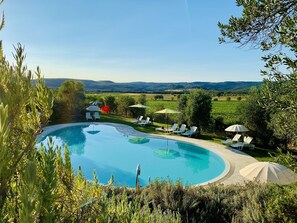 Seasonal outdoor pool, pool umbrellas, pool loungers - Tenuta Agricola Fraschiera (Massa Marittima)