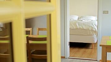 Apartment, 2 Bedrooms | Free WiFi, bed sheets