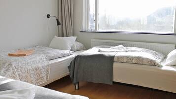 2 bedrooms, free WiFi, bed sheets