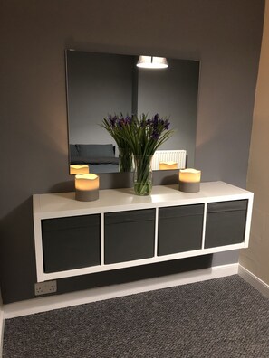 Standard-Stadtwohnung | 2 Schlafzimmer, individuell dekoriert, individuell eingerichtet