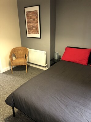 Standard-Stadtwohnung | 2 Schlafzimmer, individuell dekoriert, individuell eingerichtet
