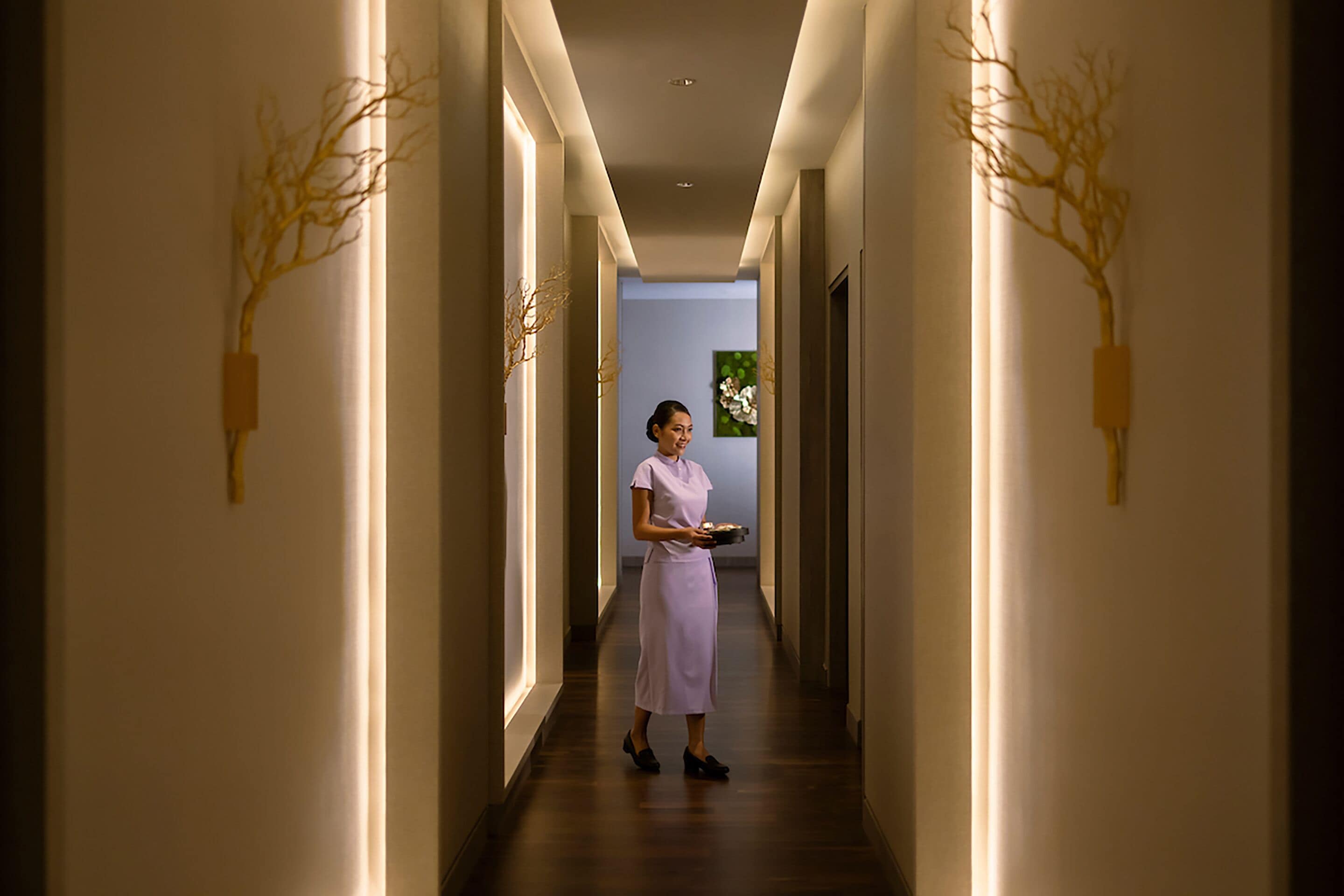 couples treatment room(s), body scrubs, facials, reflexology