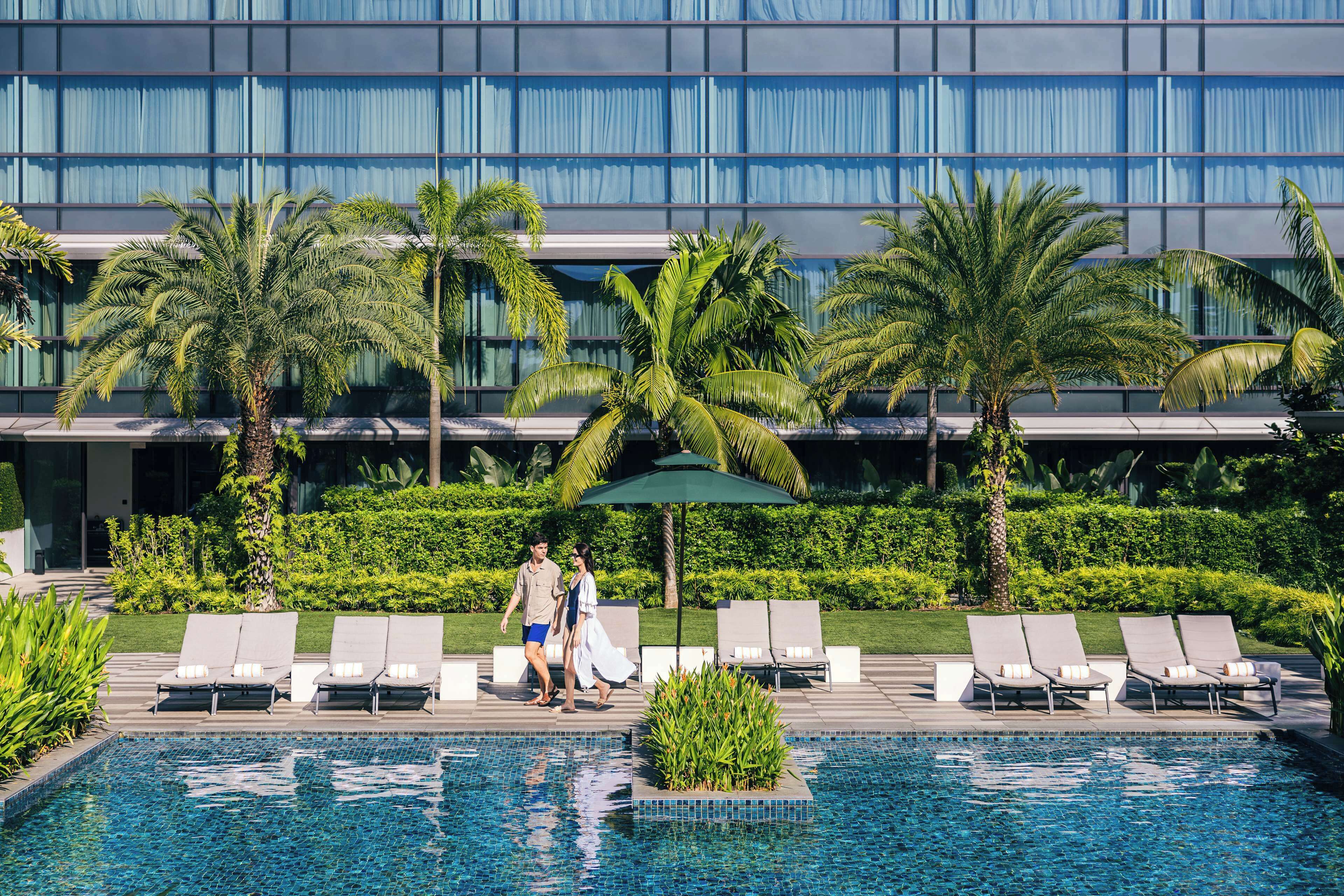 3 outdoor pools, open 8:00 am to 8:00 pm, pool cabanas (surcharge)