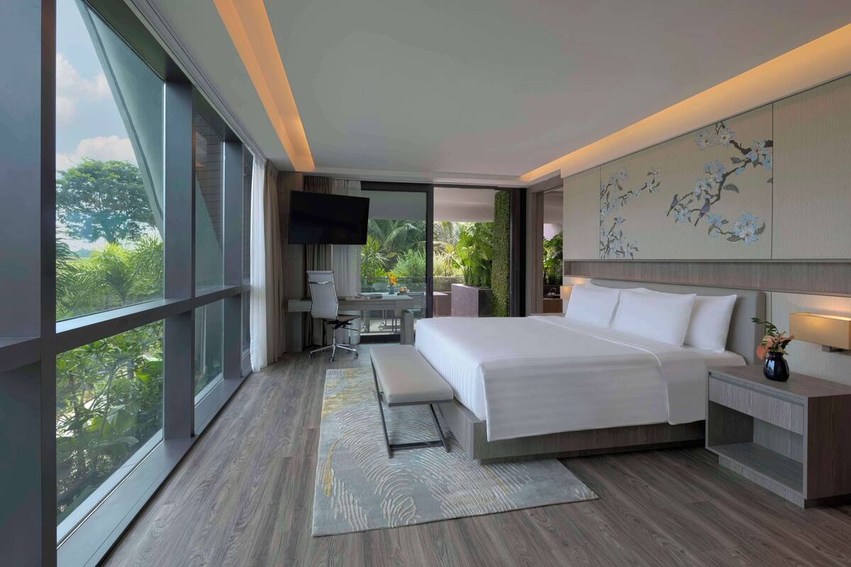 Prestige Verandah Suite | มินิบาร์, ตู้นิรภัยในห้องพัก, โต๊ะทำงาน, พื้นที่ทำงานแบบใช้แล็ปท็อป