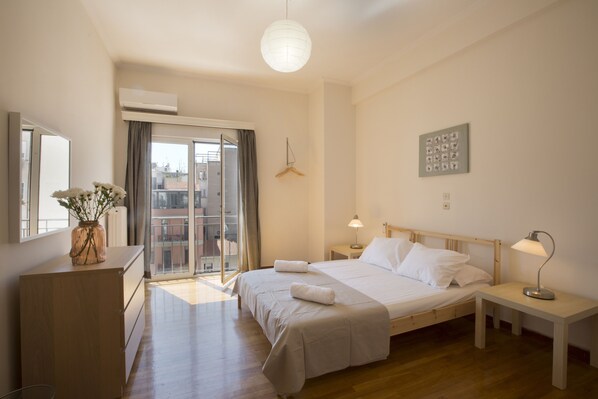 Apartamento | Ferros/tábuas de passar roupa, berços grátis, Wi-Fi de cortesia