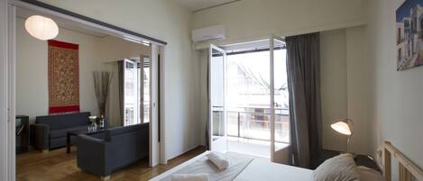 公寓 | 熨斗/熨衫板、免費嬰兒床、免費 Wi-Fi、床單