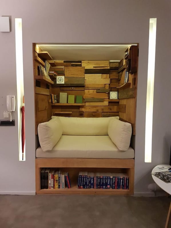 Apartment | Living area