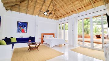 Cabaña de lujo | 2 dormitorios, caja fuerte, tabla de planchar con plancha y wifi gratis