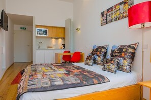 1 bedroom, iron/ironing board, WiFi, bed sheets