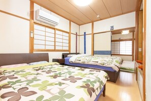 3 bedrooms, desk, free WiFi, bed sheets