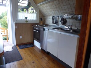 บ้านพัก, 3 ห้องนอน | ครัวส่วนตัว | ตู้เย็นขนาดใหญ่, ไมโครเวฟ, เตาอบ, เตาประกอบอาหาร